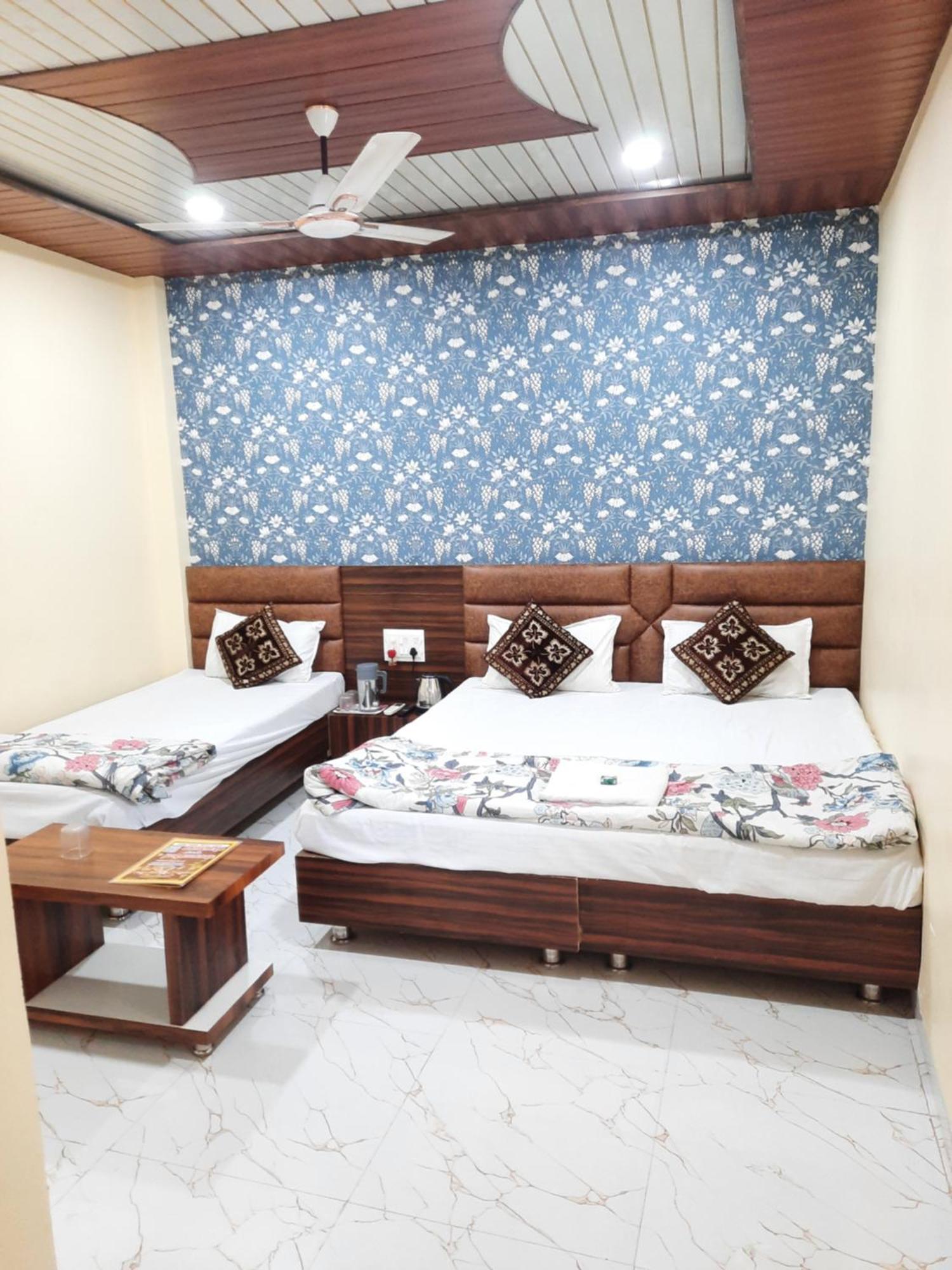 Hotel Ganga Sagar Ujjain Exterior photo